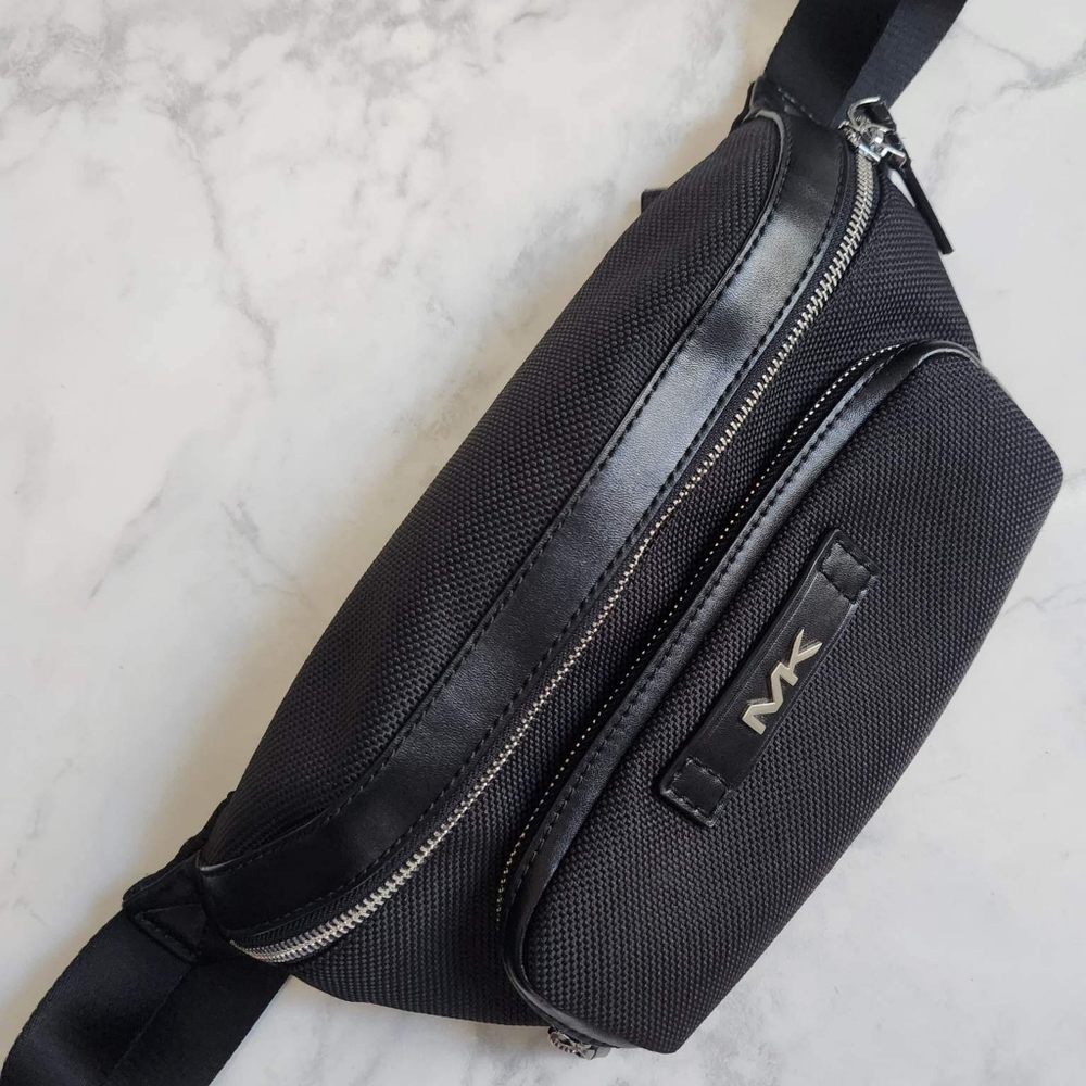 Authentic Kent Woven Belt Bag Logo MK Michel Kors